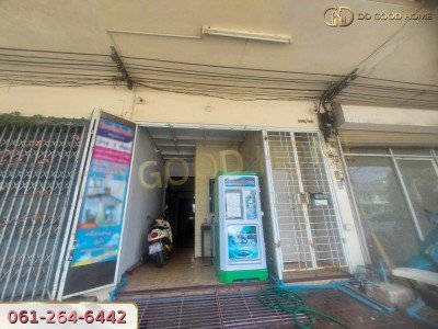 ขายอาคารพาณิชย์ 3 ชั้น ติดถนนเพชรเกษม ต.สนามจันทร์ จ.นครปฐม พร้อมห้องปล่อยเช่า