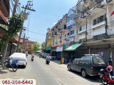 อาคารพาณิชย์ 3 ชั้น ซ.เพชรเกษม106 (พื้นที่สีเขียว) เหมาะสำหรับอยู่อาศัยและทำ