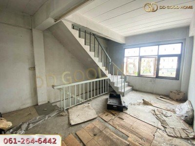 อาคารพาณิชย์ 2 คูหา ติดถนนเพชรเกษม เพชรเกษม 77 - 79 หนองแขม ราคาพิเศษ