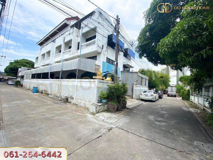บ้านเดี่ยว หลังมุม 3.5 ชั้น ซอยเพชรเกษม 96 บางแค ใกล้รถไฟฟ้า-10