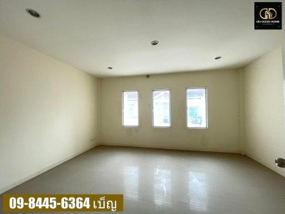 ทาวน์โฮม 3ชั้น ม.เดอะเนเจอร์ซิตี้