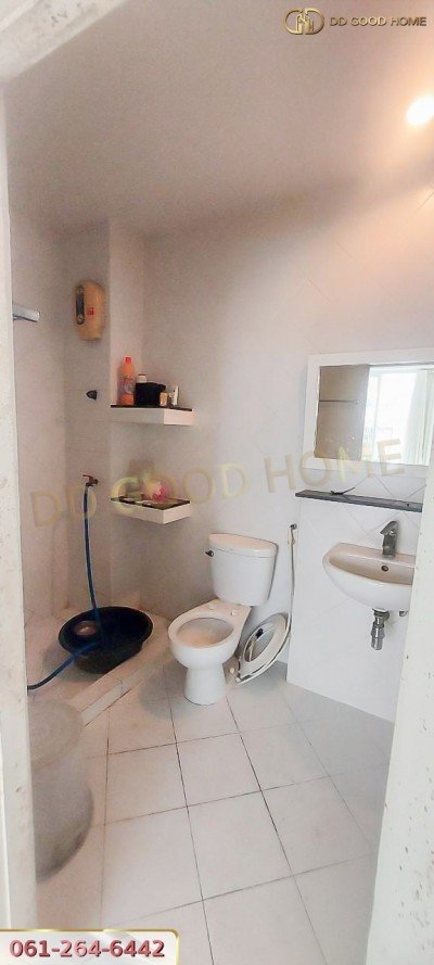 ขายทาวน์เฮ้าส์ 4 ชั้น หมู่บ้านชวลิต จอมทอง ซ.14 ราคาพิเศษ