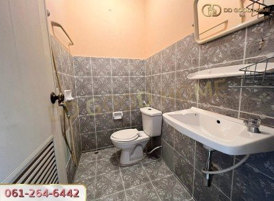 ทาวน์เฮ้าส์ 2 ชั้น หมู่บ้านนครทองปาร์ควิลล์ 3 ราคาต่ำกว่าล้าน!!