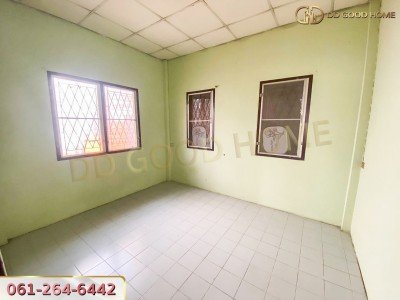 หมู่บ้านพุดตาน เพชรเกษม 81 บ้านเดี่ยวติดถนนใหญ่ ราคาพิเศษ