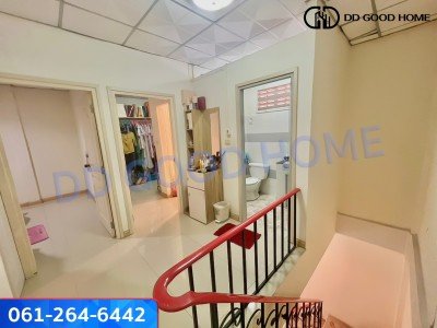 ขายด่วน!! ทาวน์เฮ้าส์หมู่บ้านศรีประจักษ์ 5