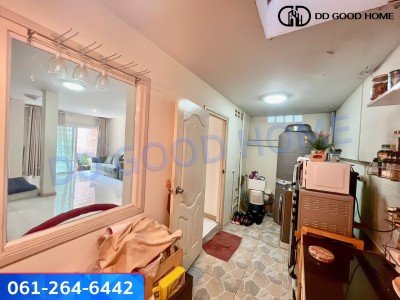 ขายด่วน!! ทาวน์เฮ้าส์หมู่บ้านศรีประจักษ์ 5