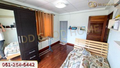 หอพักพร้อมบ้านอยู่ศัย 3 ชั้นครึ่ง ซ.รัตนาธิเบศร์ 22 ต.รัตนาธิเบศร์ จ.นนทบุรี