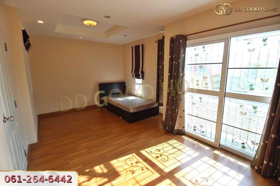 หมู่บ้านชวนชื่น เพชรเกษม 81 (baan Chuanchuen Petchkasem 81) ทาวน์เฮ้าส์ 2 ชั้น ต.หนองแขม จ.กทม.-7