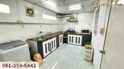 หมู่บ้านเพชรงามเจริญทาวน์ (baan Phet Ngamcharoen town) ทาวน์เฮ้าส์ 2 ชั้น ต.ปลายบาง จ.นนทบุรี