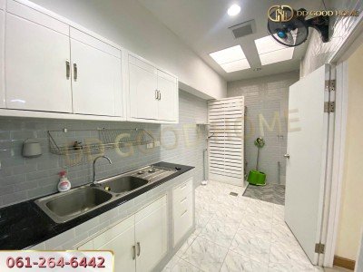 หมู่บ้านโกลเด้นท์ ทาวน์ 2 ปิ่นเกล้า-จรัญสนิทวงศ์ (Golden Town 2 Pinklao – Charansanitwong) ทาวน์เฮ้าส์ 2 ชั้น ต.บางกรวย