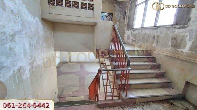 ตึกแถว 5 ชั้น 2 คูหา 20 ห้องนอน 5 ห้องน้ำ แขวง บางขุนนนท์ เขต บางกอกน้อย