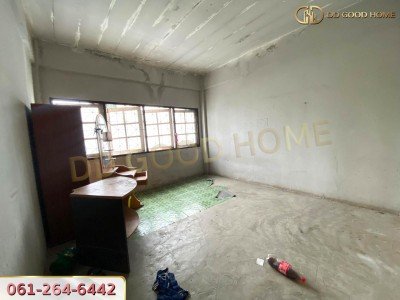 อาคารพาณิชย์ 3 ชั้น 34.3 ตร.ว. ซอยบัวขาว พัทยากลาง จ.ชลบุรี