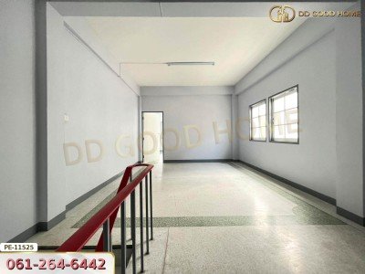 อาคารพาณิชย์ 3 ชั้นครึ่ง 12 ตร.ว. ต.บางเลน อ.บางเลน