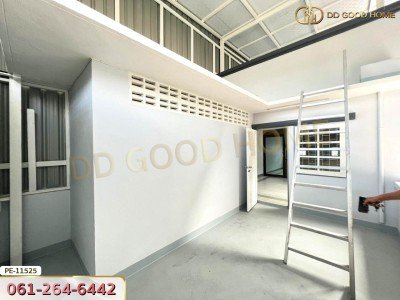 อาคารพาณิชย์ 3 ชั้นครึ่ง 12 ตร.ว. ต.บางเลน อ.บางเลน