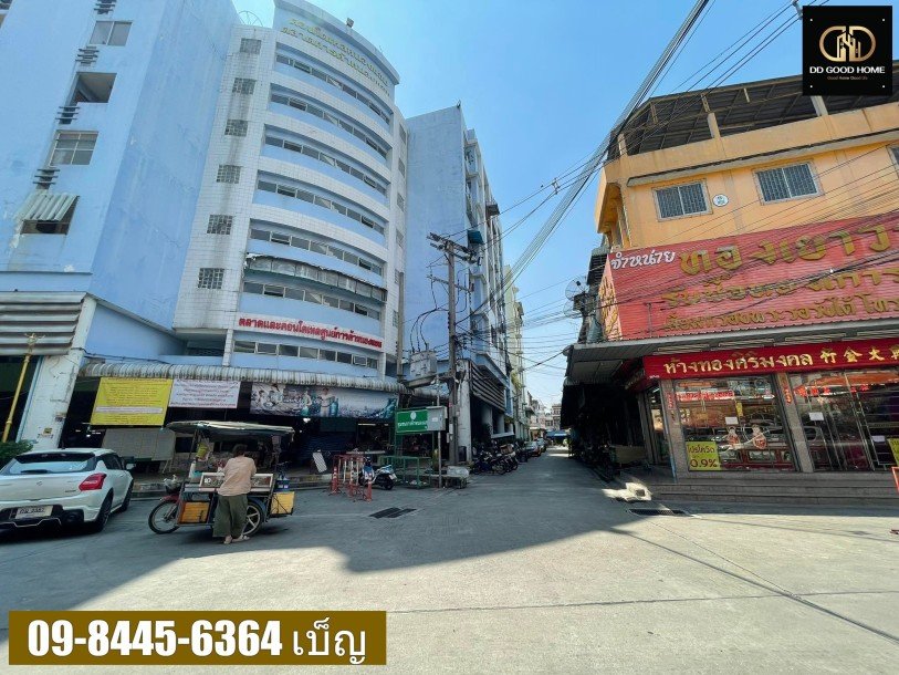 ตึกแถว 3 ชั้น 2 คูหา ในตลาดหนองแขม-2