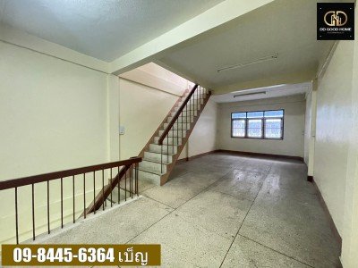 ตึกแถว 3 ชั้น ซ.เพชรเกษม 64/1-11