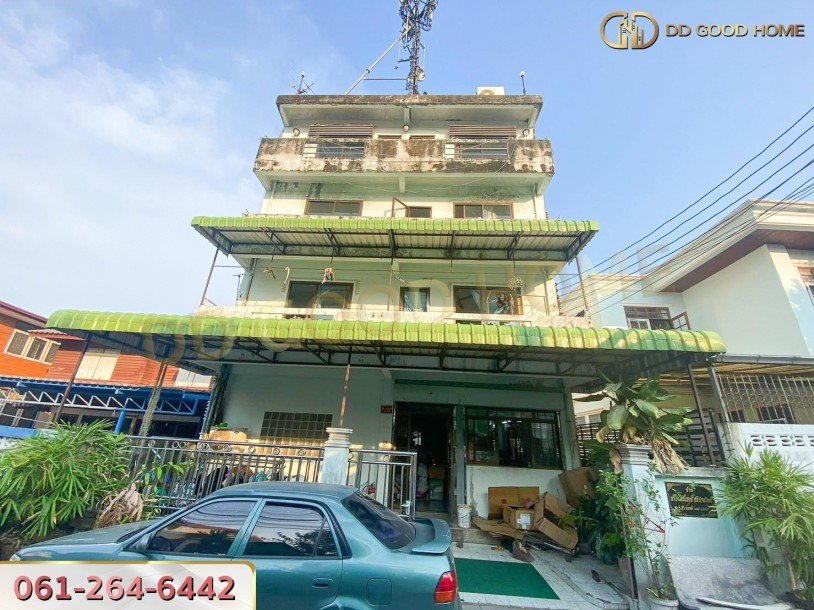 ขายอาคารพาณิชย์ 4 ชั้นพร้อมดาดฟ้า ซอยเอกชัย 10/1-3