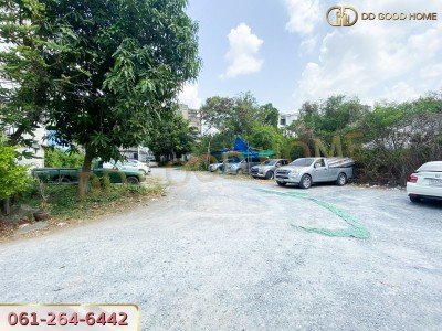 ขายอาคารพาณิชย์ 3 ชั้นครึ่ง ซ.เพชรเกษม 81 (86/26) ราคาพิเศษ!!