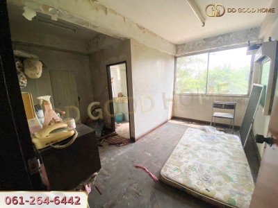 ขายอาคารพาณิชย์ 3 ชั้นครึ่ง ซ.เพชรเกษม 81 (86/26) ราคาพิเศษ!!