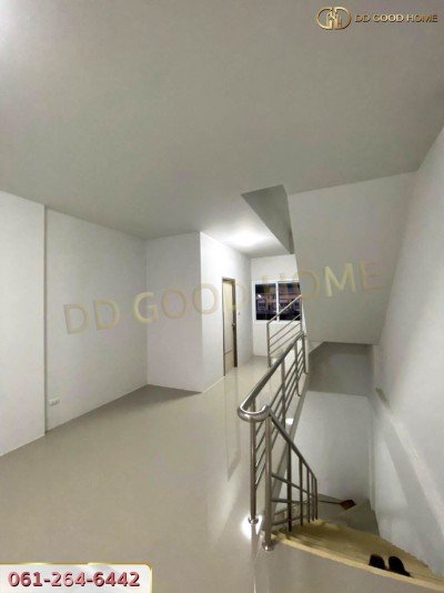 อาคารพาณิชย์ 3 ชั้น โครงการ the one bowin (เดอะวัน บ่อวิน) ศรีราชา ชลบุรี-2