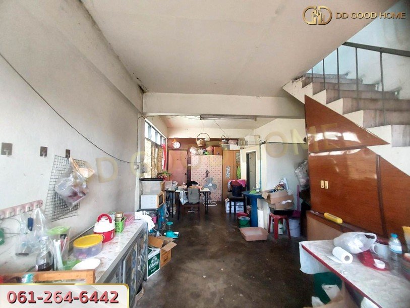 อาคารพาณิชย์ 3 ชั้นครึ่ง หมู่บ้านสินสมบูรณ์ สาย 4 หลังมุม-3