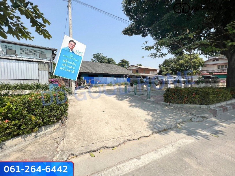 ขายบ้านพร้อมที่ดินติด MRT สถานีแยกไฟฉาย (ถนนพรานนก-พุทธมณฑลสาย 4 ) 42 ตร.ว-3