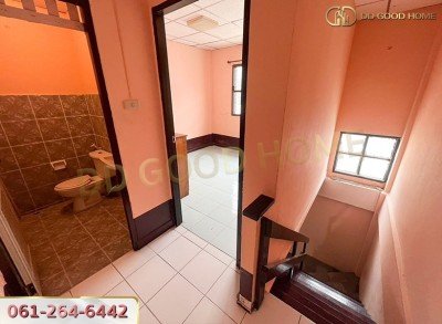 ทาวน์เฮ้าส์ 2 ชั้น หมู่บ้านนครทองปาร์ควิลล์ 3 ราคาต่ำกว่าล้าน!!-7