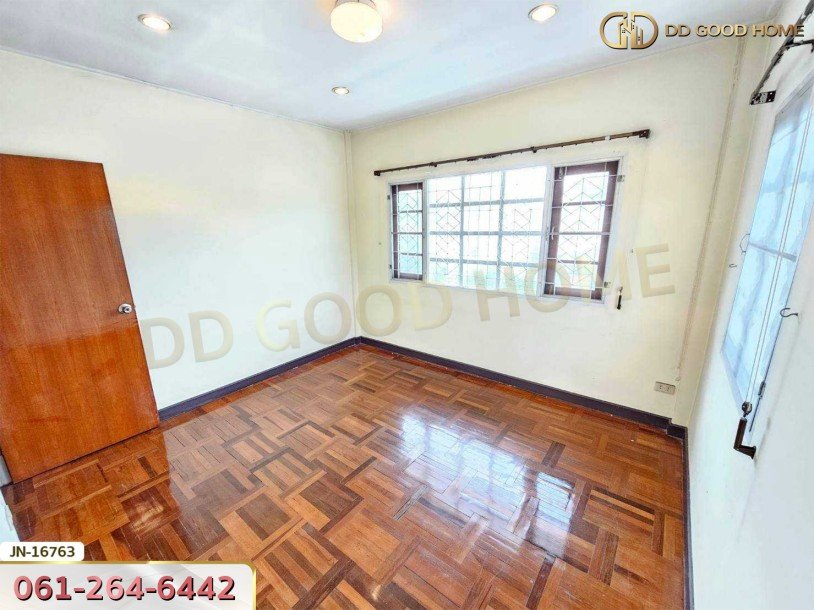 บ้านวิจิตรสุข 1 ซ.เพชรเกษม 88 กรุงเทพฯ-8